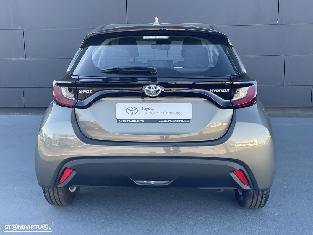 Toyota Yaris - 4