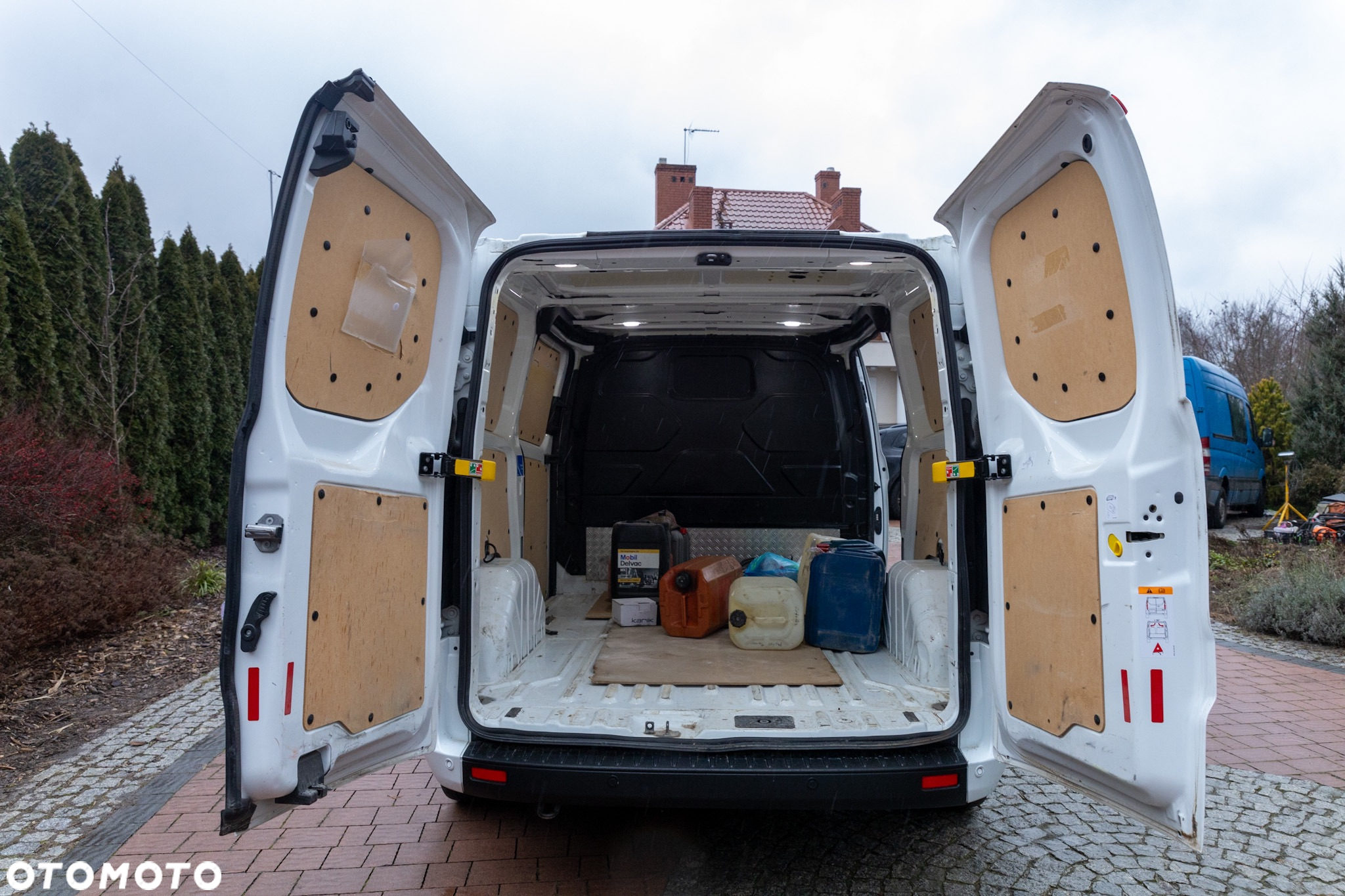 Ford Transit Custom 270 L1H1 Trend - 9