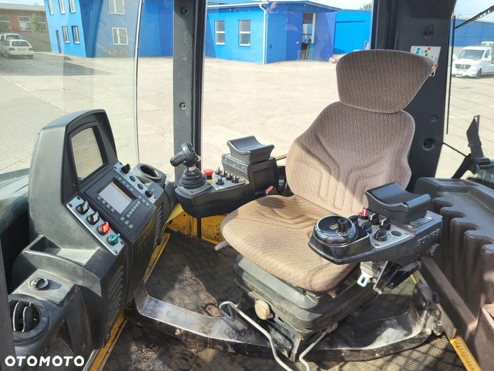 Bomag BW 154 AP 4 AM + rozsypywacz grysu z Niemiec - 10