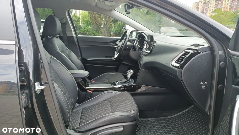 Kia Ceed 1.4 T-GDI L Business Line Plus DCT - 13