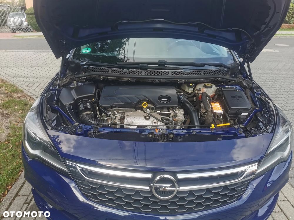 Opel Astra 1.6 D Automatik Start/Stop Dynamic - 16