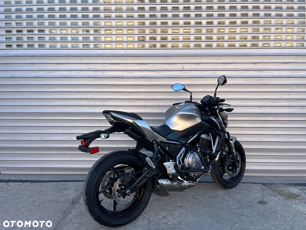 Kawasaki Z 650 - 7