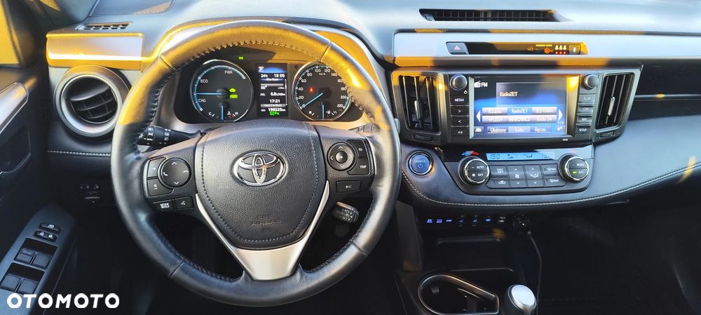 Toyota RAV4 - 28