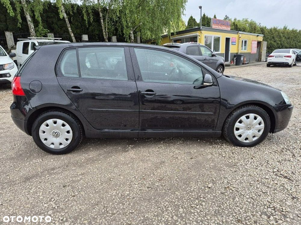 Volkswagen Golf - 8