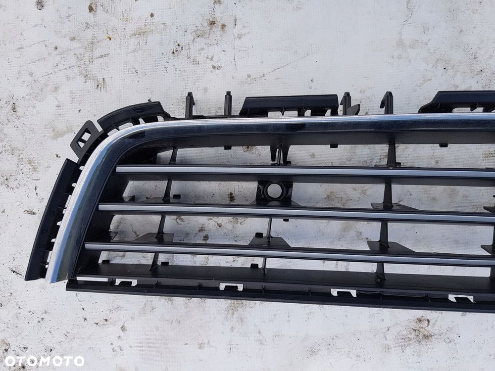 kratka zderzaka przód Opel Astra H GTC - 2