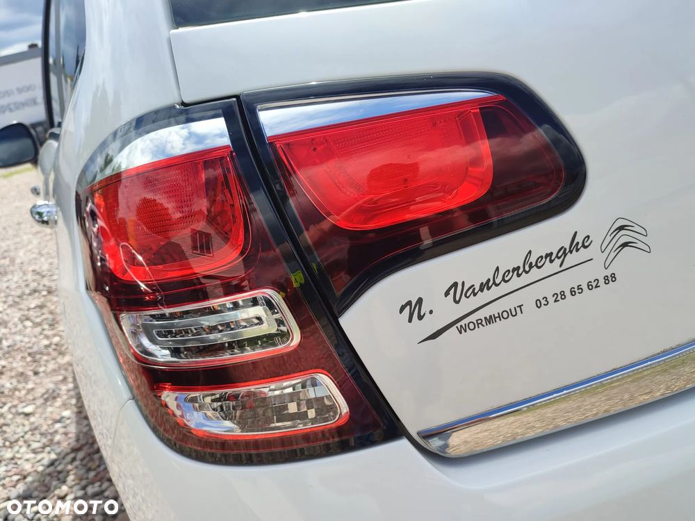 Citroën C3 Pure Tech 110 Stop&Start RED BLOCK - 11