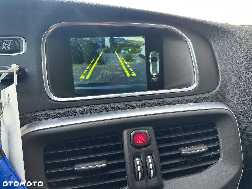 Volvo V40 D2 RDesign - 16