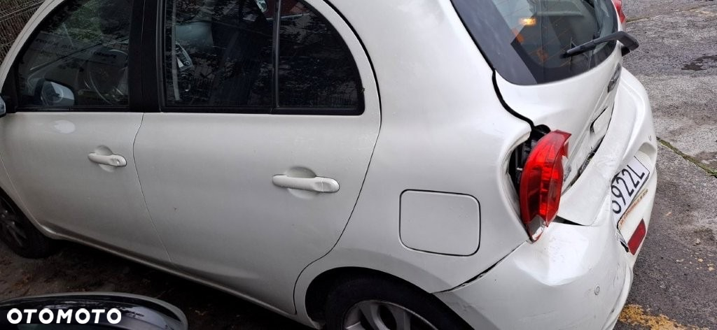Nissan Micra 1.2 Acenta CVT - 4