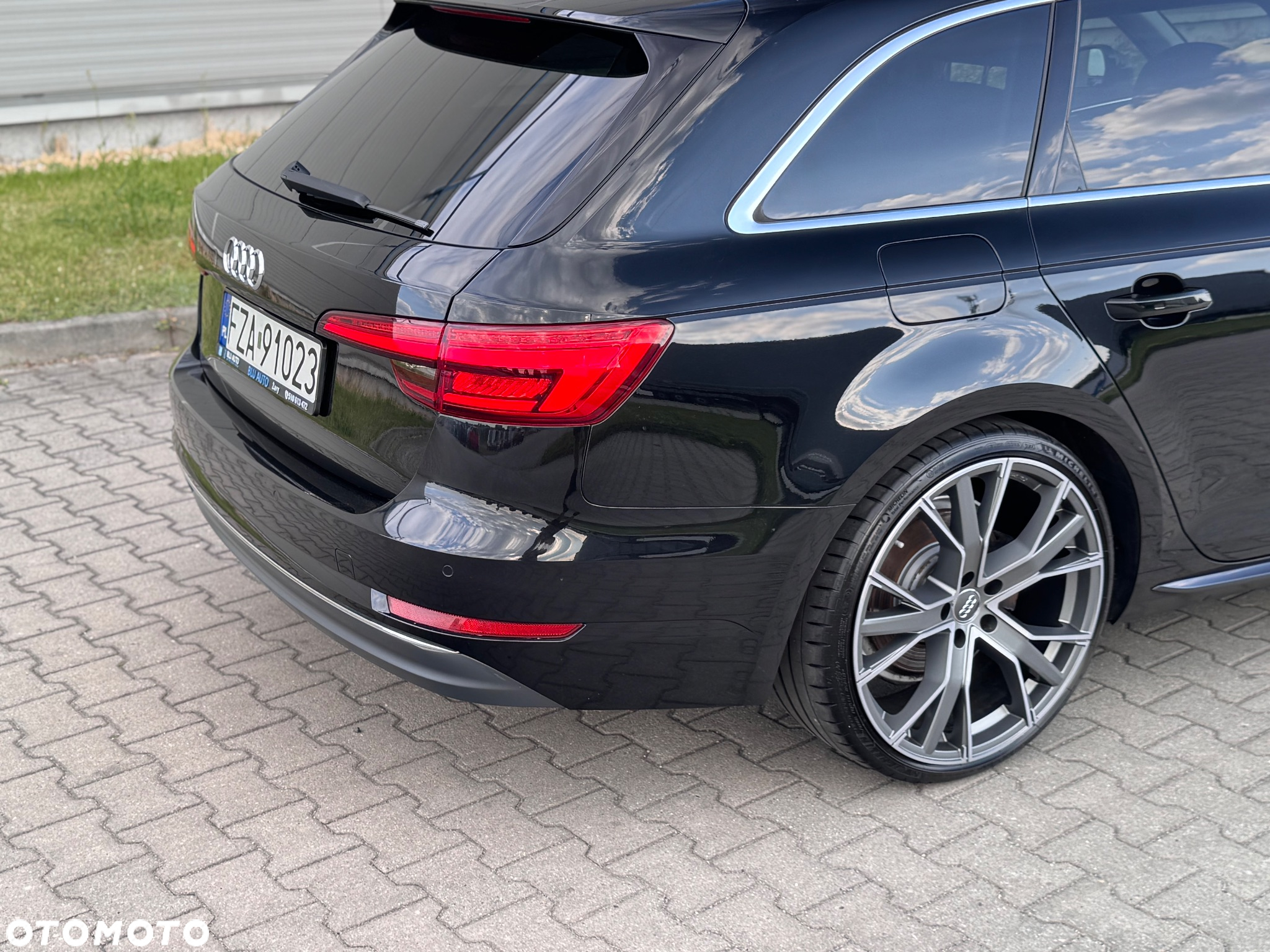 Audi A4 Avant 2.0 TDI S tronic sport - 19