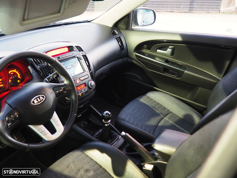 Kia Ceed SW - 15
