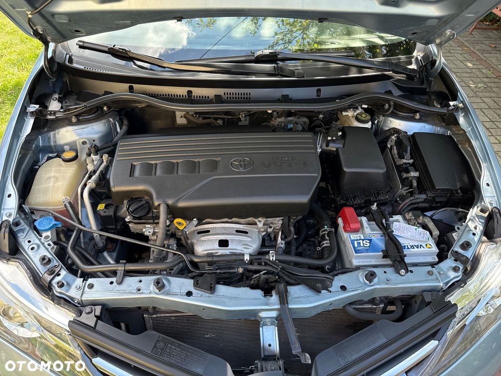 Toyota Auris 1.33 Dual-VVT-i Life Plus - 22