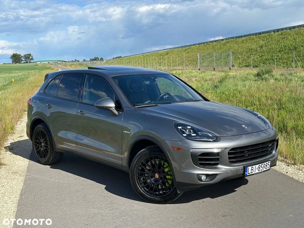 Porsche Cayenne S E-Hybrid - 35