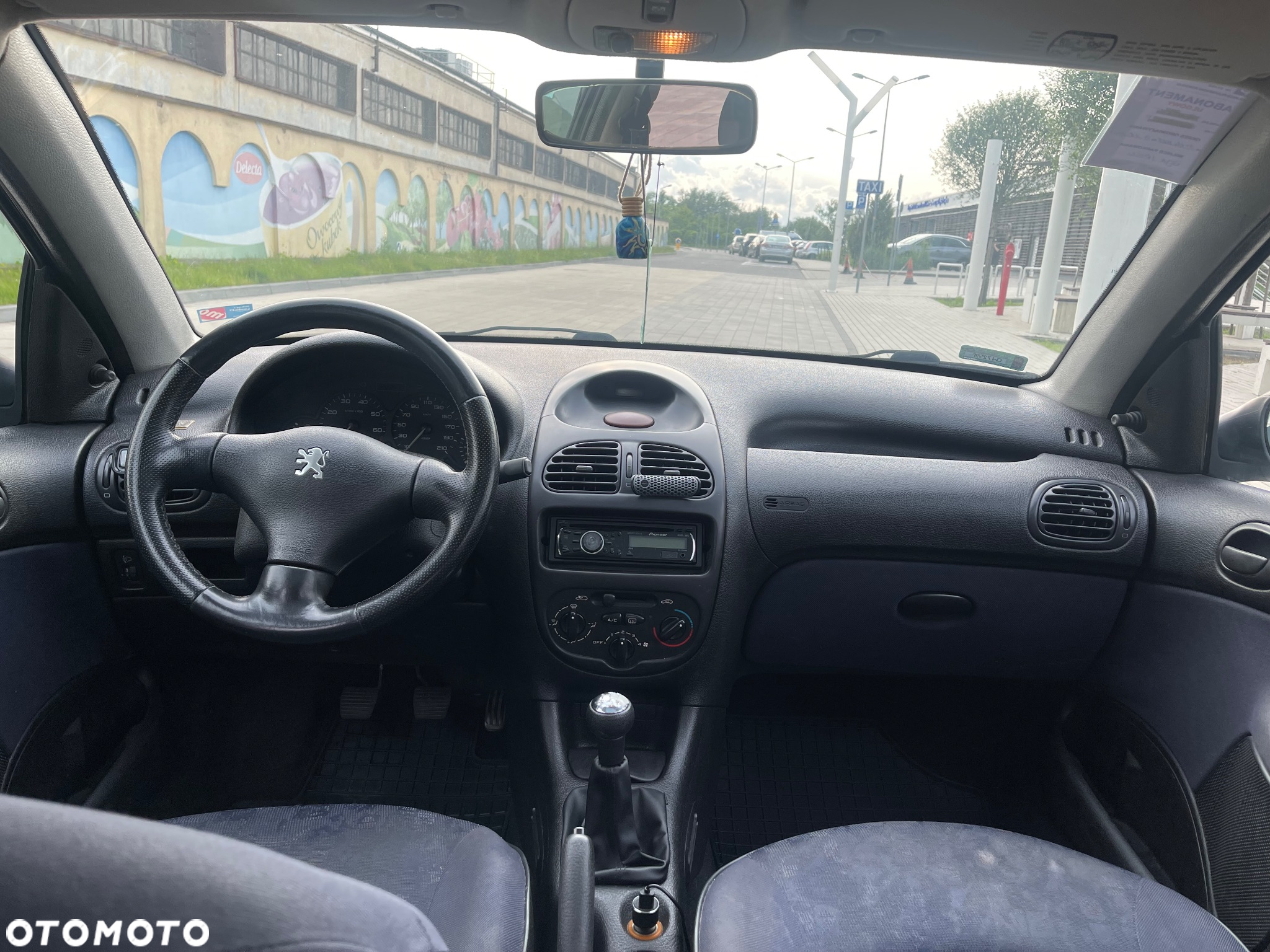 Peugeot 206 - 11