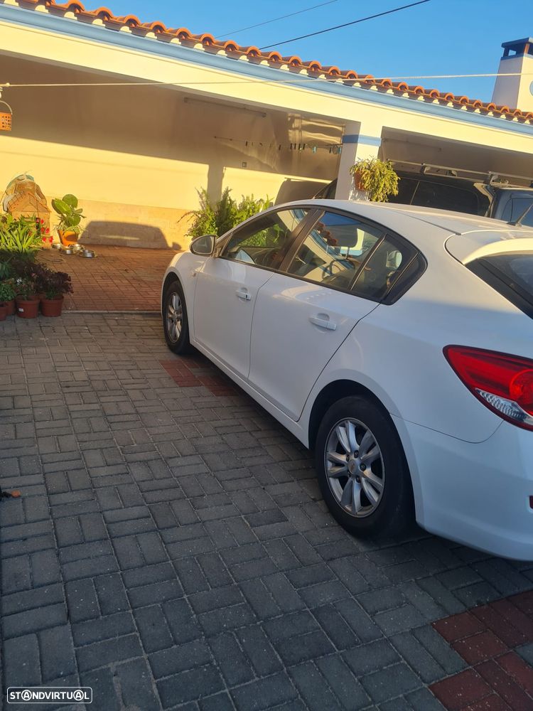 Chevrolet Cruze 1.7 VCDi LT - 2