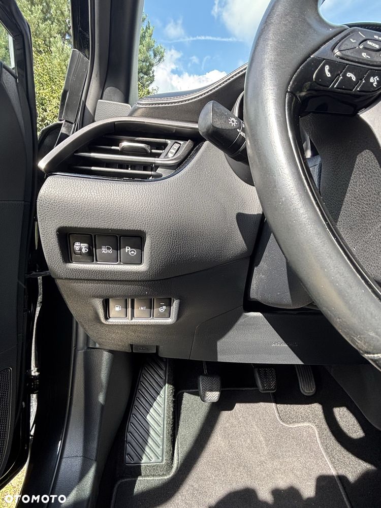 Toyota C-HR - 8