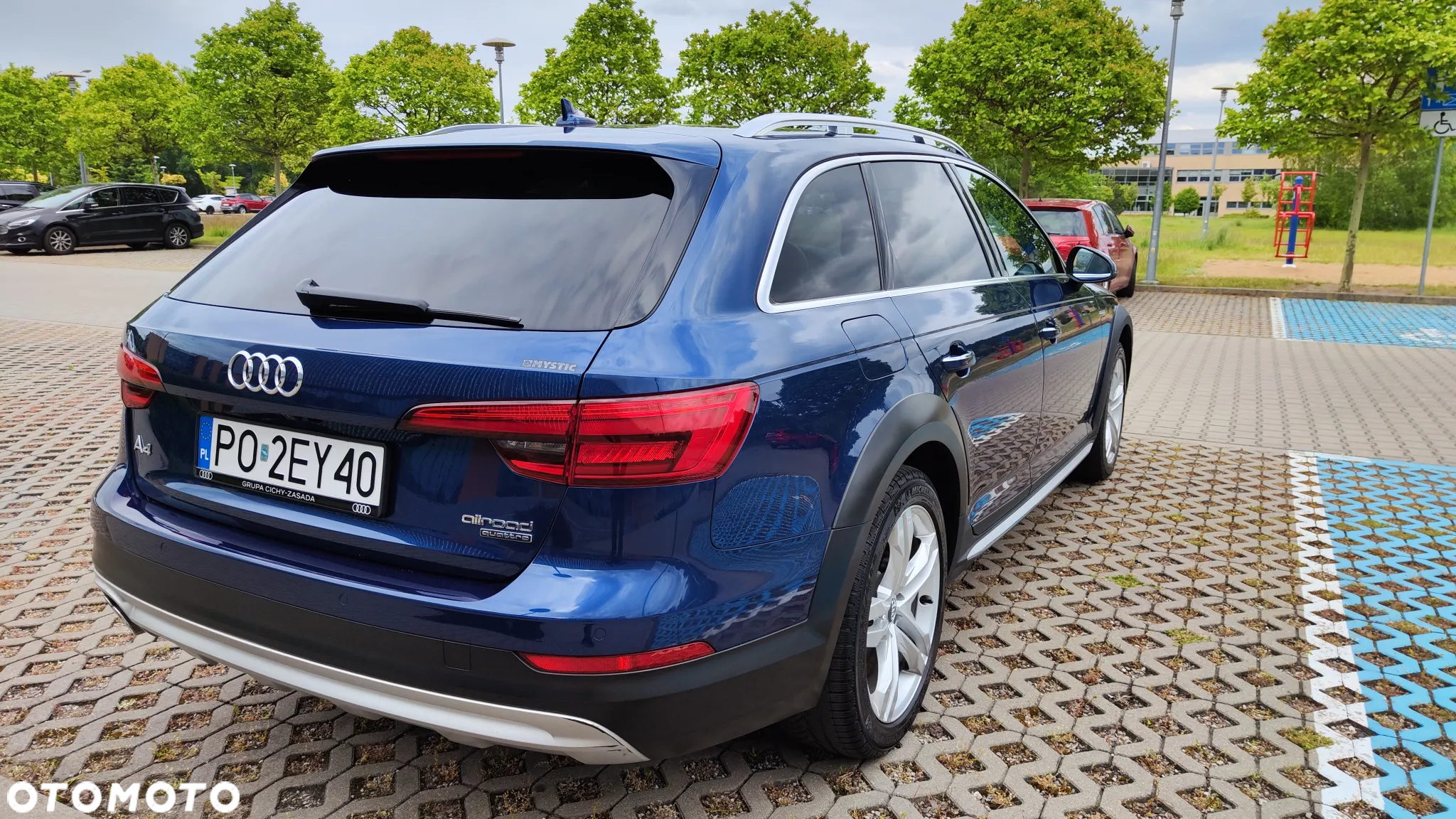 Audi A4 Allroad 2.0 TDI Quattro S tronic - 24
