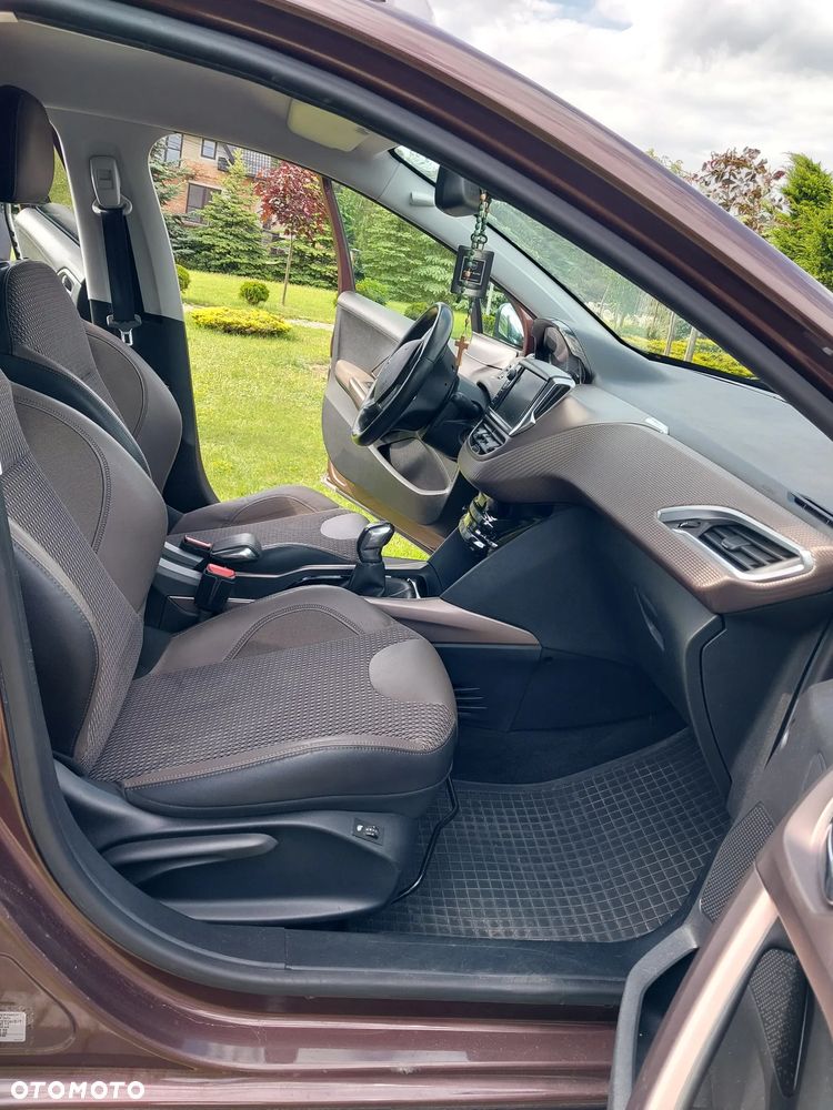Peugeot 2008 1.6 VTi Active - 12