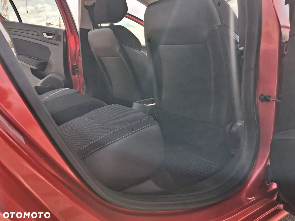 Renault Megane 1.3 TCe FAP Life - 31