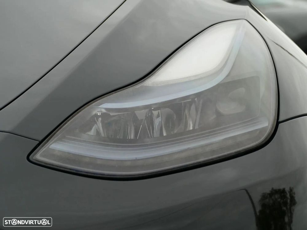Tesla Model Y Standard - 9