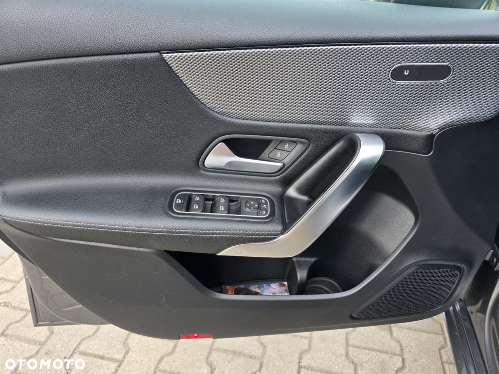 Mercedes-Benz Klasa A 220 7G-DCT Style - 26