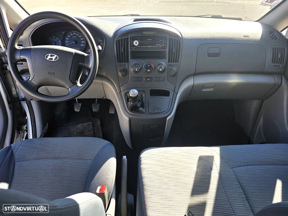 Hyundai H-1 Starex H1 2.5 CRDi - 10