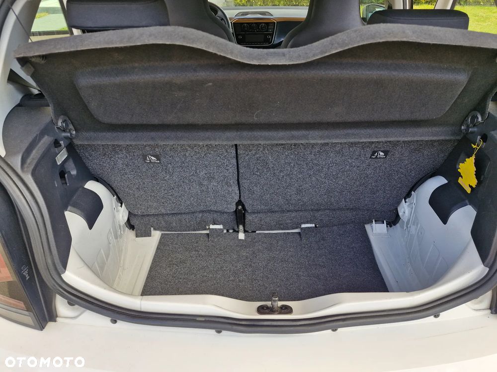 Volkswagen up! 1.0 move EU6 - 8