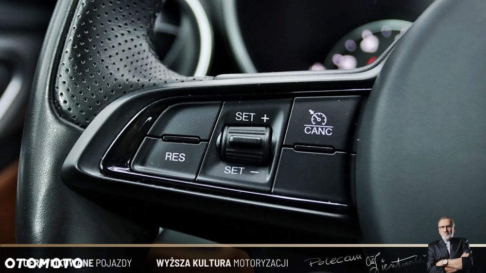 Alfa Romeo Giulia 2.0 Turbo Veloce Q4 - 19