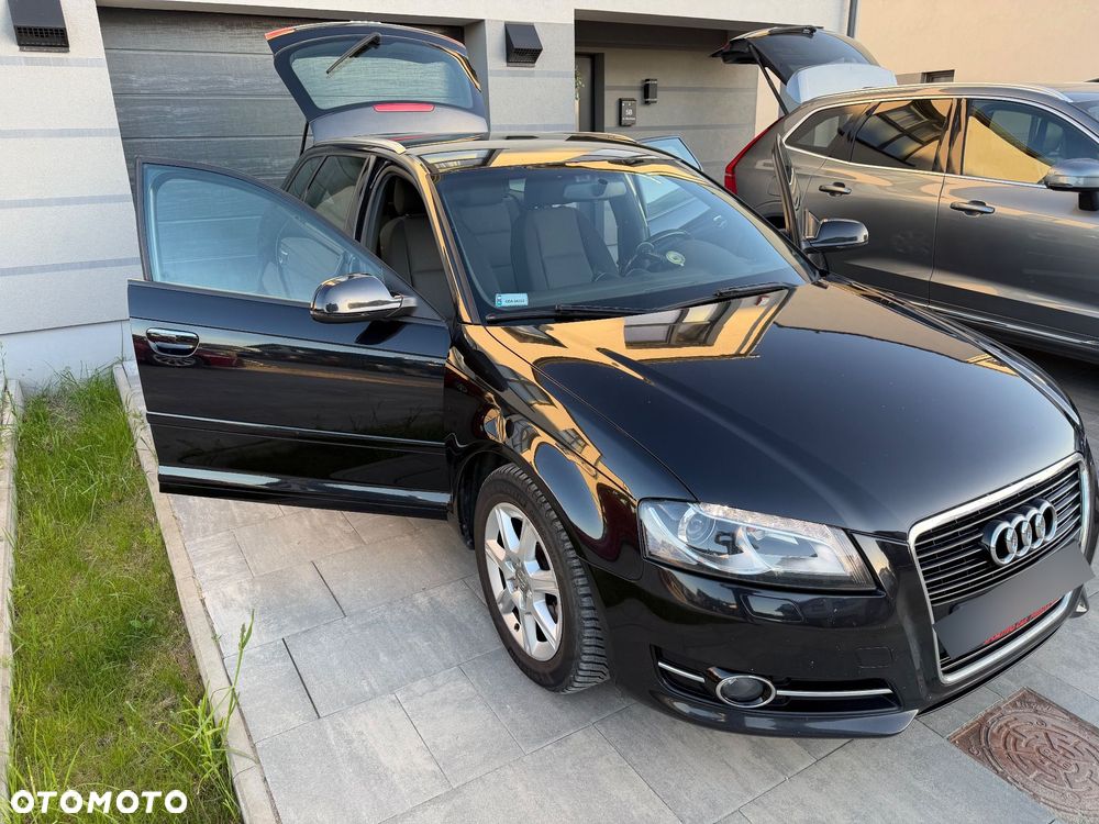 Audi A3 Sportback 2012 photo 2