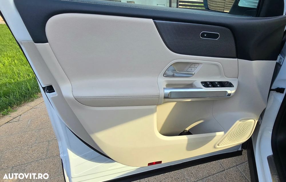 Mercedes-Benz GLB 220 d 4MATIC 8G-DCT AMG Line - 9