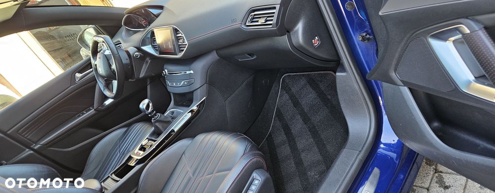 Peugeot 308 THP 205 GT - 17