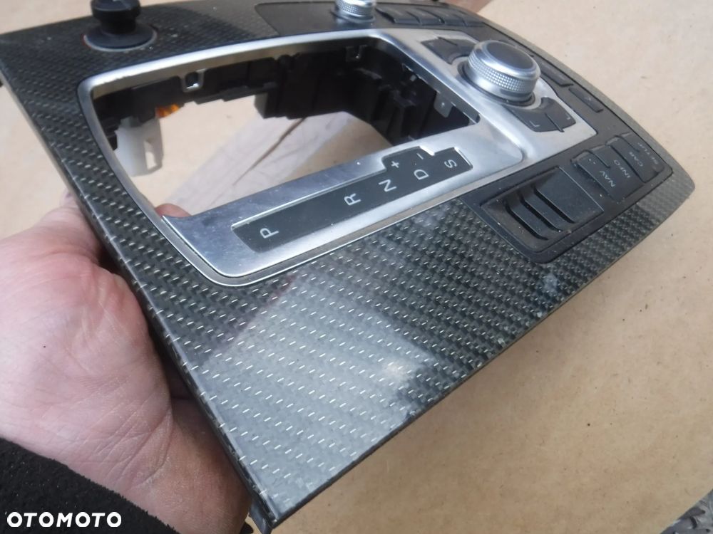 Audi Q7 4L dekor biegow ramka carbon 4L0864261 - 2