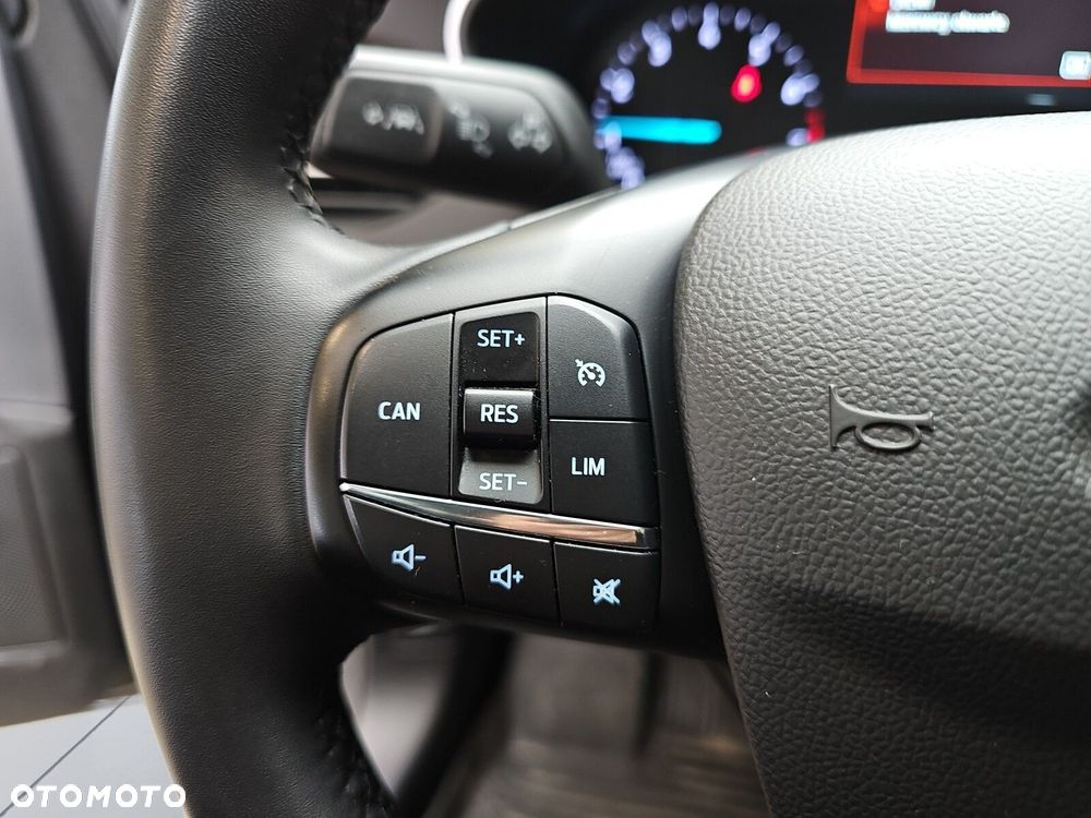 Ford Focus 1.0 EcoBoost Titanium - 12