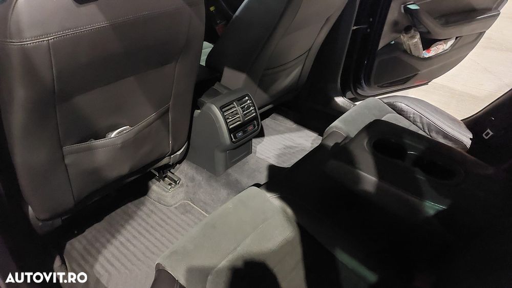 Volkswagen Passat - 16