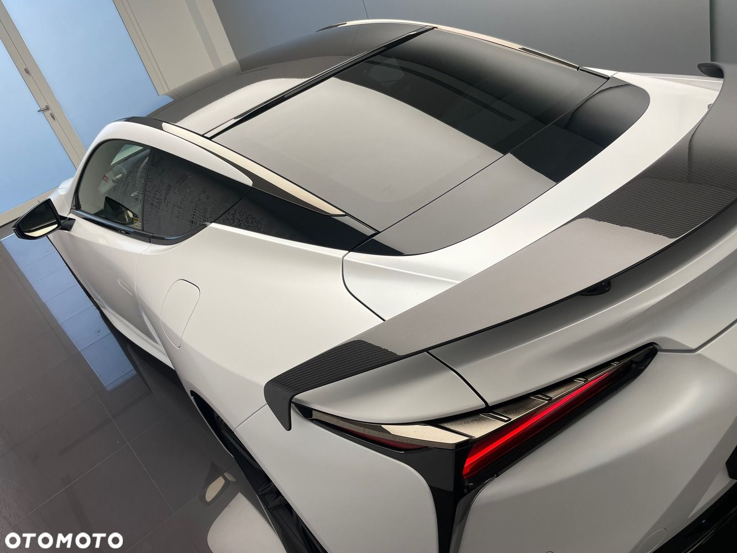 Lexus LC 500 Ultimate Edition - 7