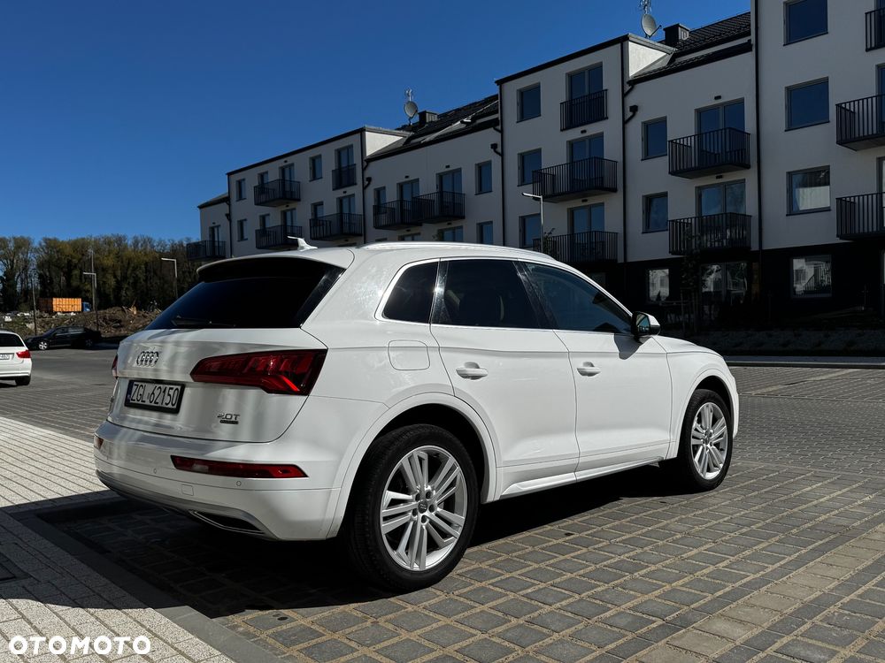 Audi Q5 2.0 TFSI Quattro S tronic design - 4