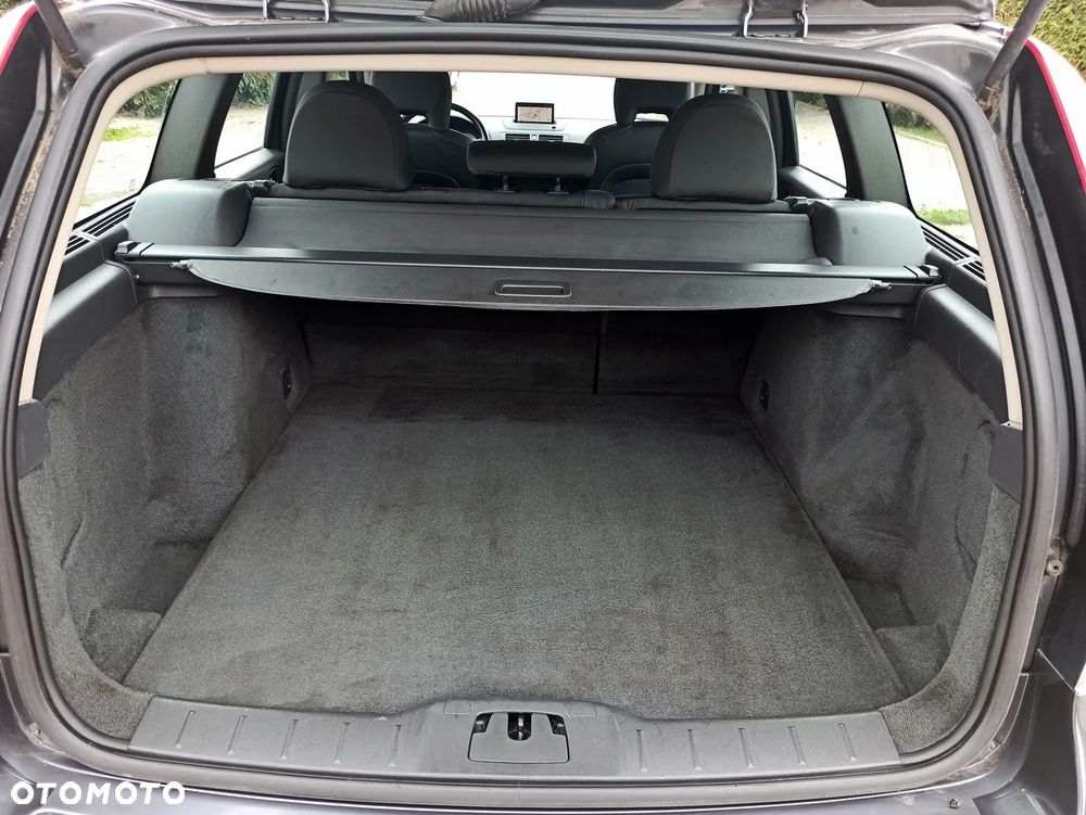 Volvo V50 D5 DPF Momentum - 10