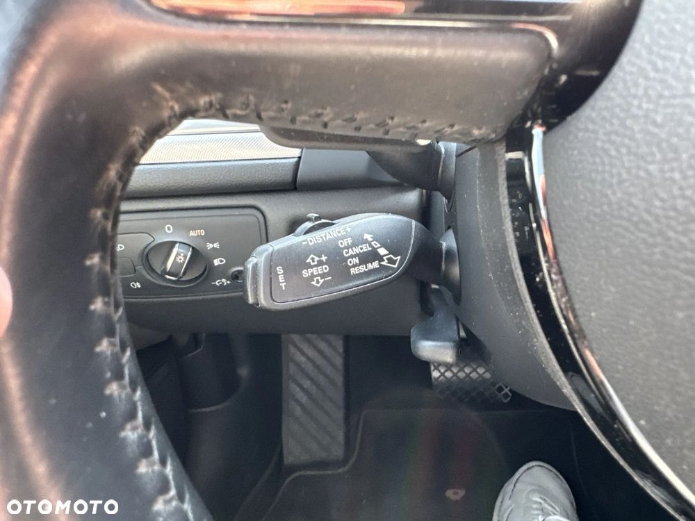 Audi A6 Avant 2.0 TDI Ultra DPF S tronic - 22