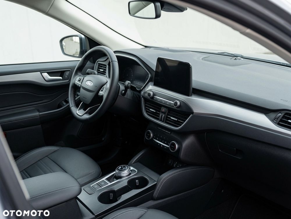Ford Kuga - 3