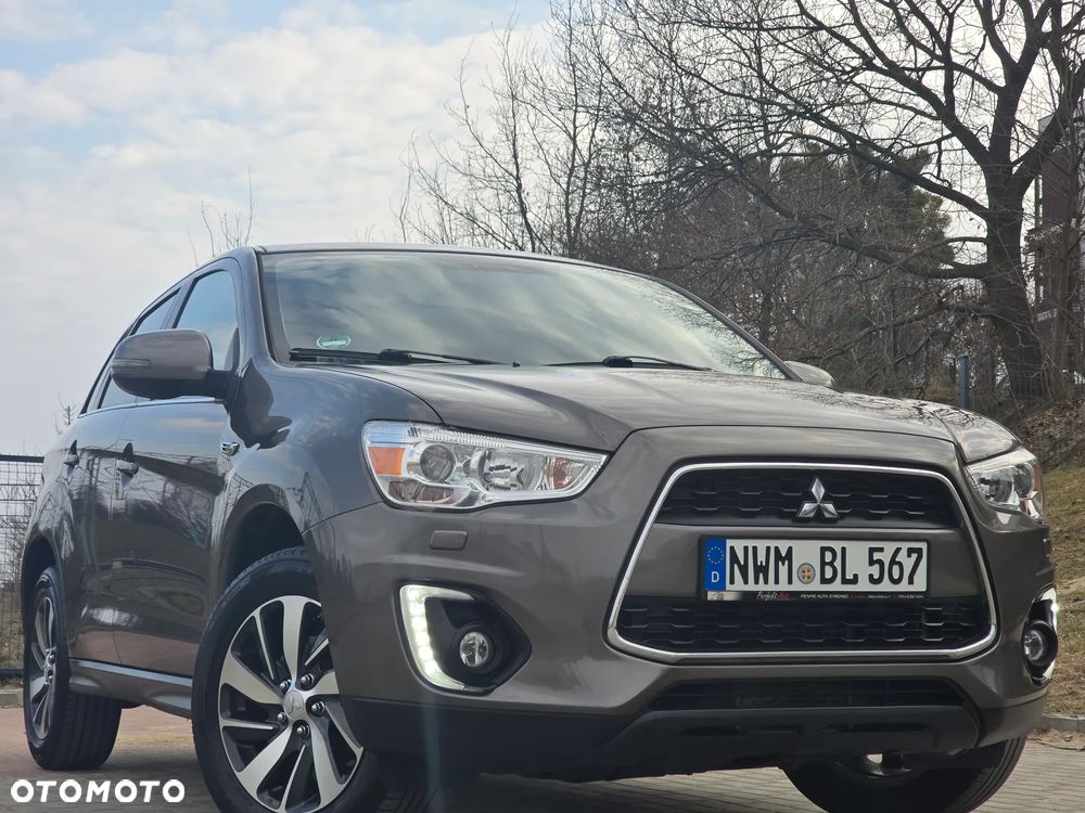 Mitsubishi ASX 1.8 DI-D 2WD Diamant Edition - 32
