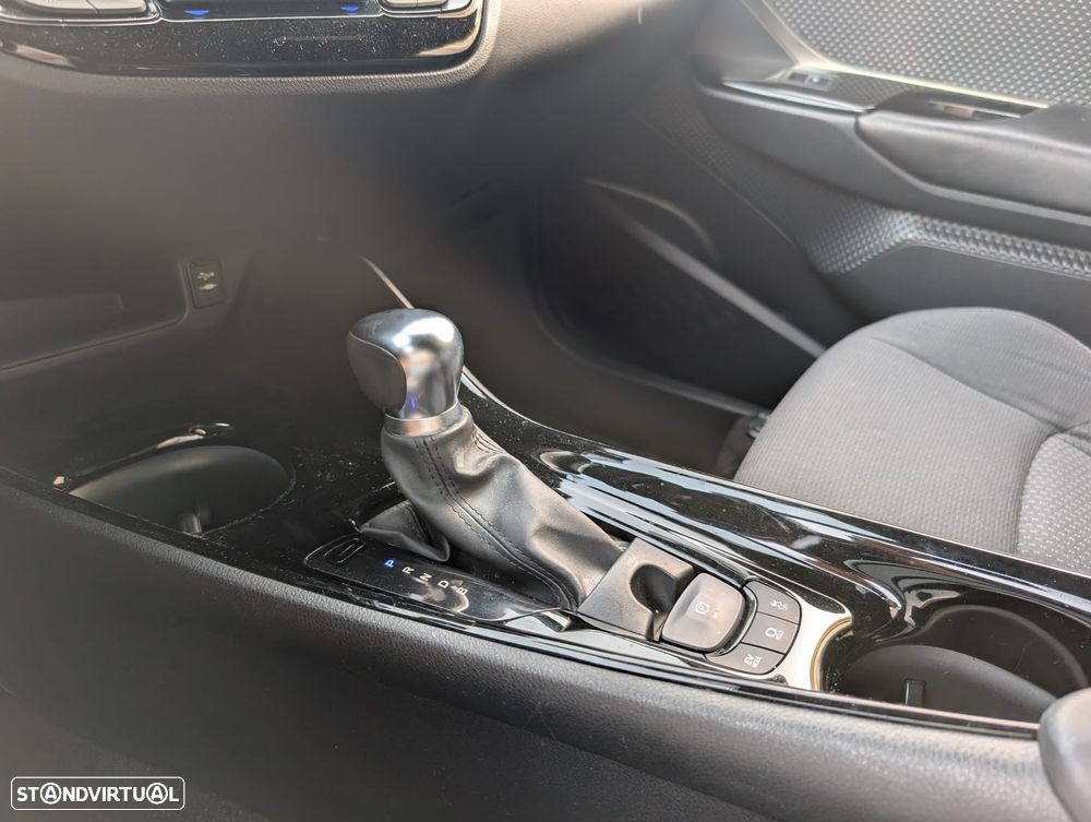 Toyota C-HR 1.8 Hybrid Square Collection - 9