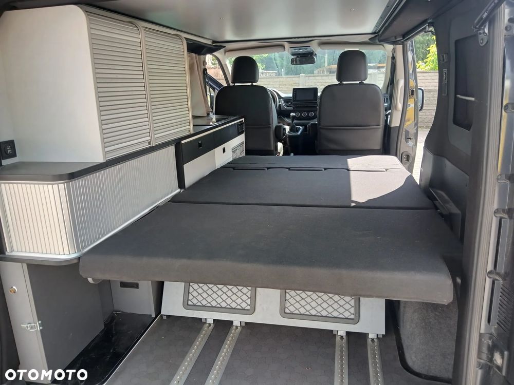 Renault Trafic 2.0 dCi - 15