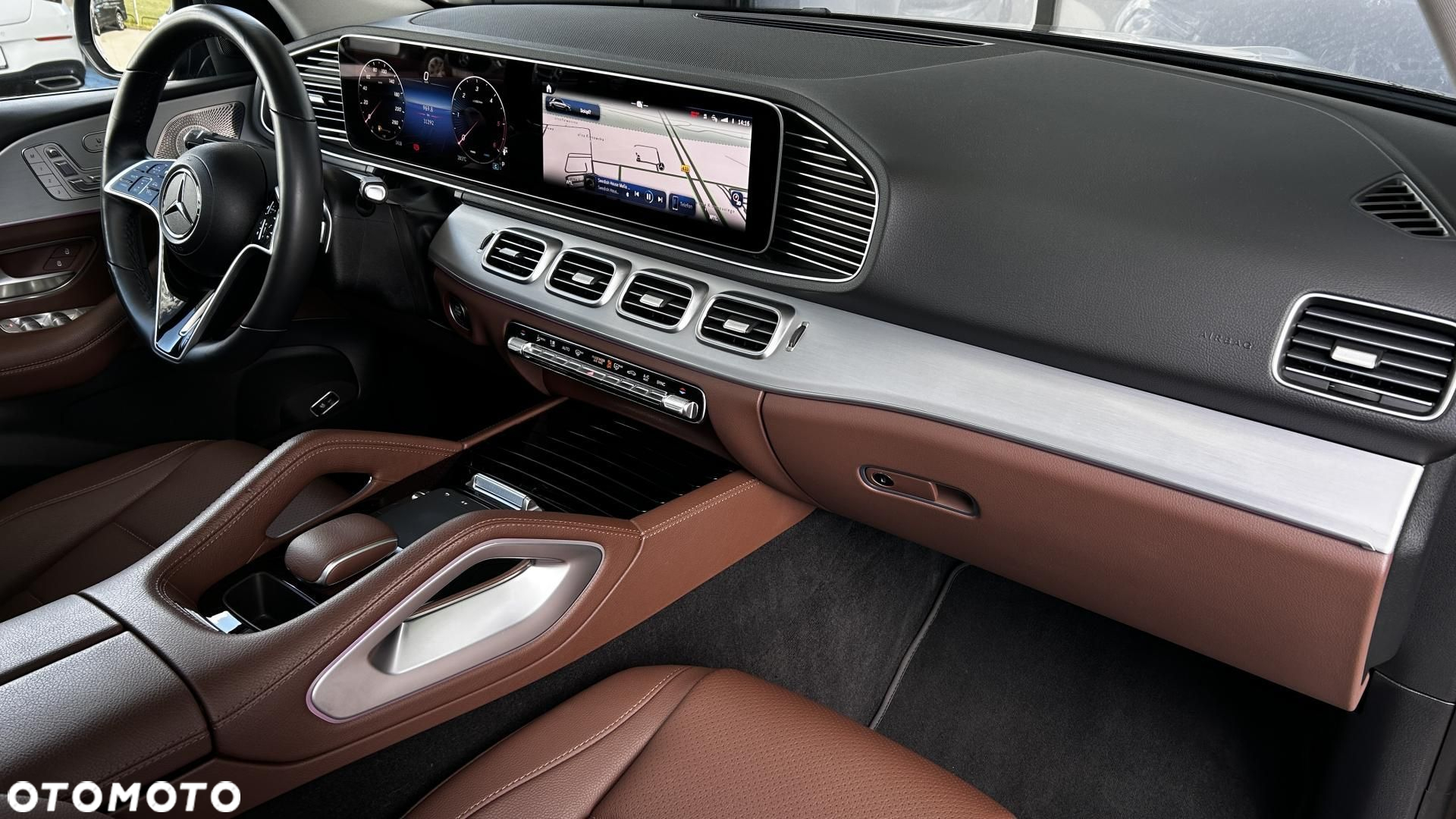 Mercedes-Benz GLE - 24