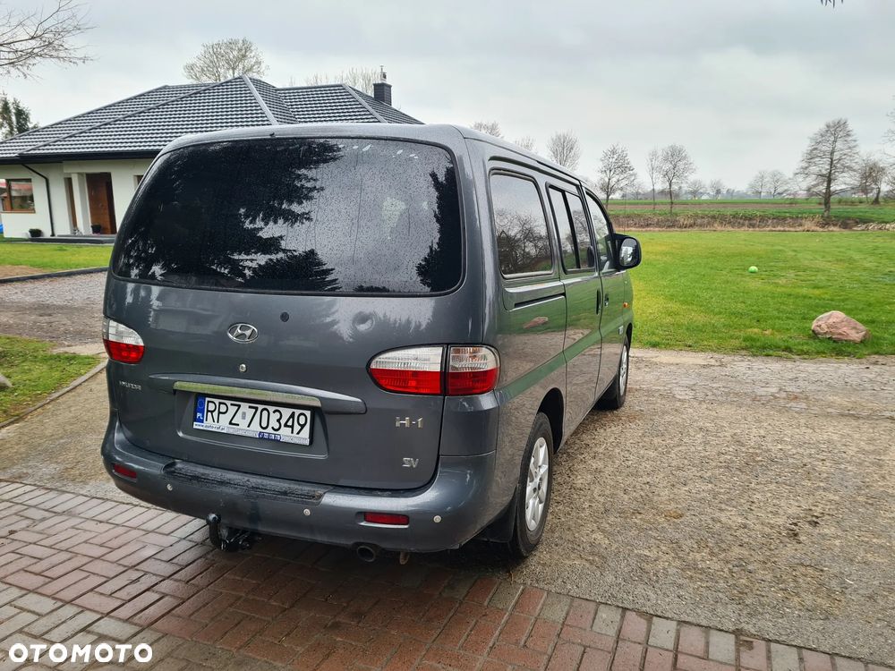 Hyundai H-1 - 8