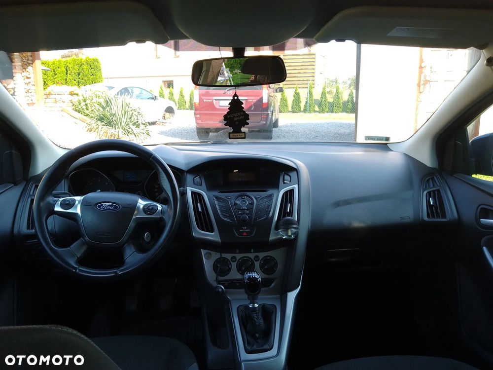 Ford Focus - 11