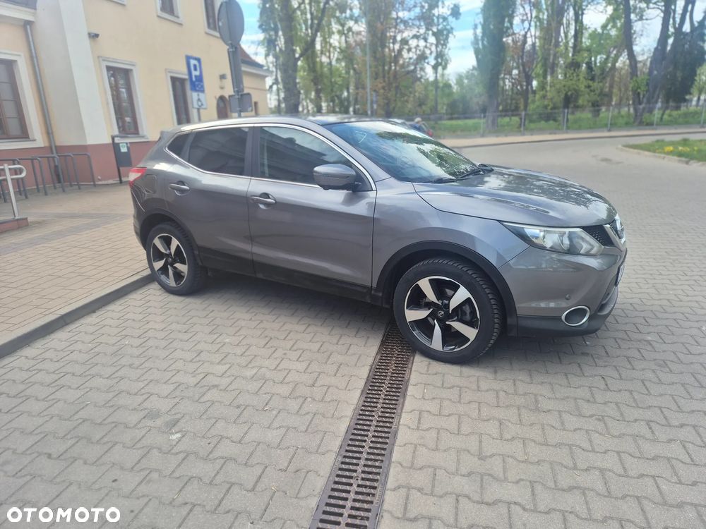 Nissan Qashqai 1.2 DIG-T N-Connecta EU6 - 7