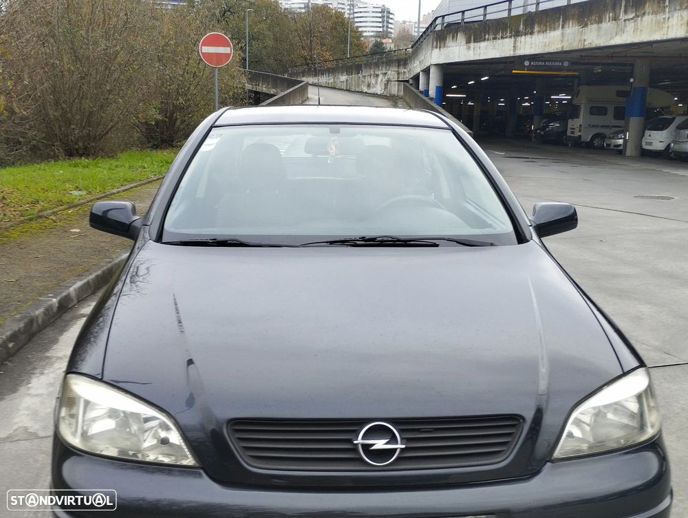 Opel Astra 1.4i 16V Sport - 9