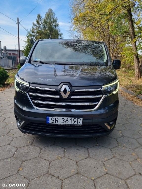 Renault Trafic 2022 photo 2