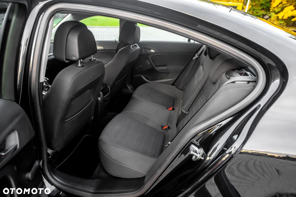 Opel Insignia 1.8 Innovation - 18
