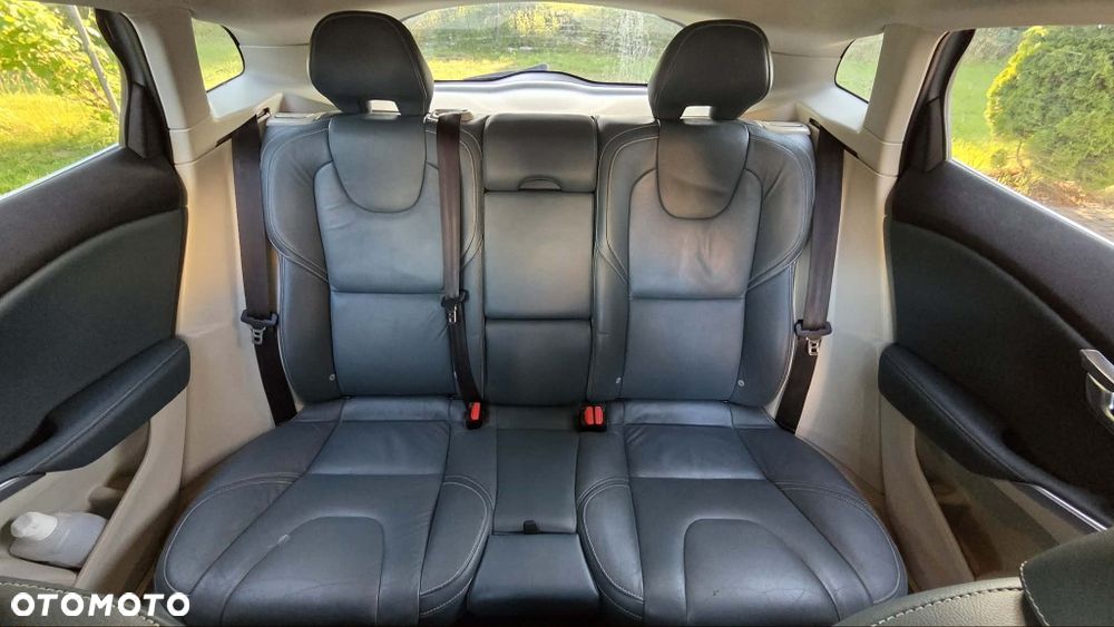 Volvo V40 - 6