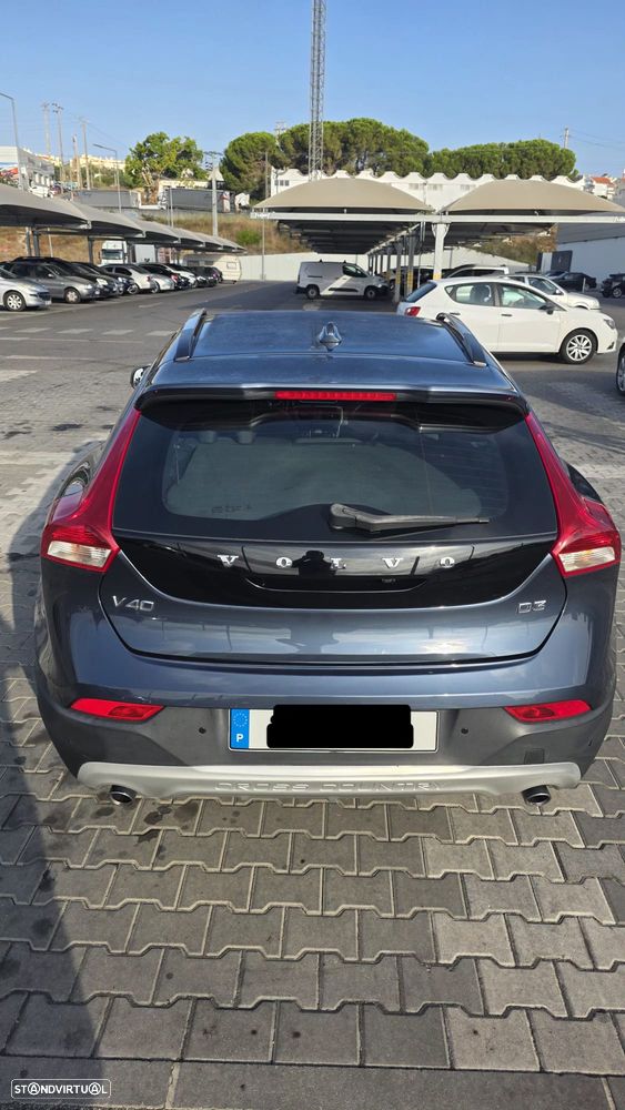 Volvo V40 2.0 D3 Momentum Geartronic - 6
